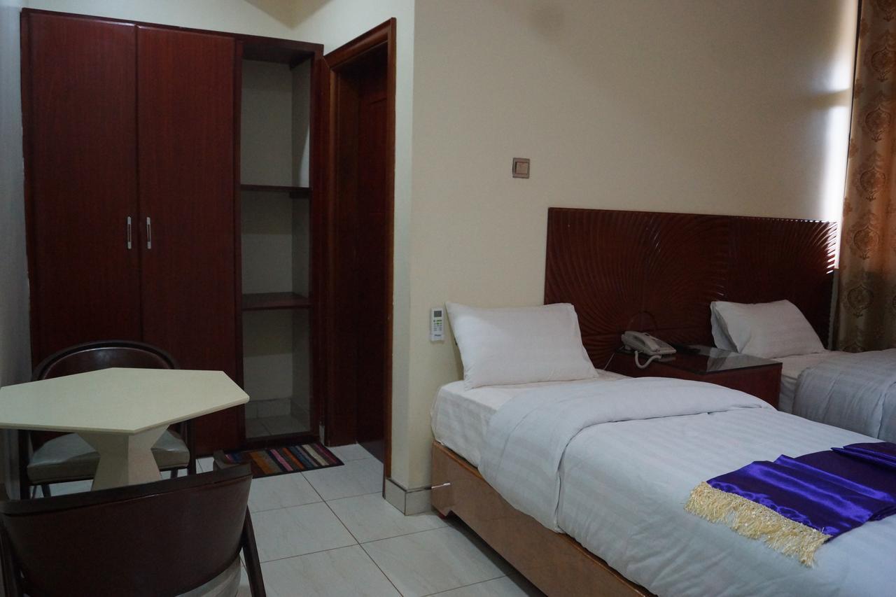 Hotel Ok Kampala Dış mekan fotoğraf